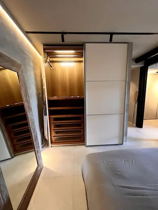 Apartment Modern Canal-Side Loft With Private Garden Milan Italy