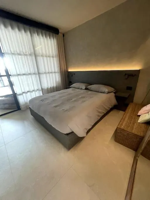 Modern Canal-Side Loft With Private Garden Milan 0*,