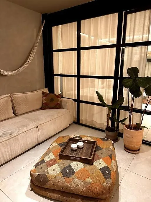Modern Canal-Side Loft With Private Garden Milan Apartment