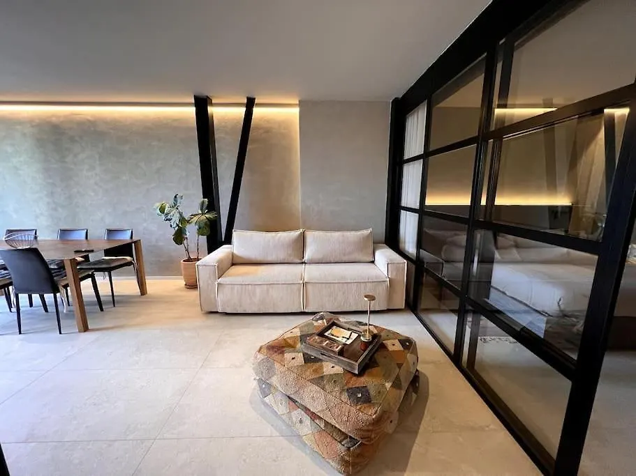 Modern Canal-Side Loft With Private Garden Milan Apartment